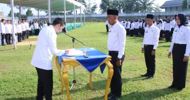 Pegawai Pemerintah dengan Perjanjian Kerja (P3K) Terima Petikan Surat Keputusan Bupati Lampung Utara