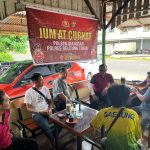 Jumat Curhat Polsek Manggar di Warung Kopi Apin Desa Mekar Jaya