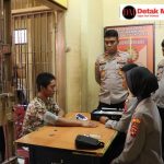 Wakapolres Belitung Timur Bersama Si Dokkes Cek Kesehatan Tahanan 