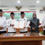 Mengenai Sidang Paripurna DPRD Tanah Datar, 8 Fraksi Menyetujui Ramperda Menjadi Perda