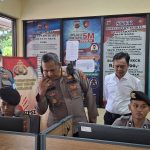 Kasi Humas Polres Purwakarta Cek Kesiapan Pelayanan Masyarakat