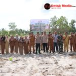 Kapolda Babel Kunjungi Belitung Timur, Tanam Pohon di Objek Wisata SD Laskar Pelangi