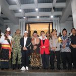 Kunjungan ke Gereja Bersama Forkopimda, Kapolres Purwakarta Ciptakan Malam Natal Penuh Kedamaian dan Rasa Amanl