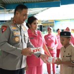 Kapolda Babel Bersama Ketua Bhayangkari Sambangi Panti Jompo dan Panti Asuhan di Pangkalpinang