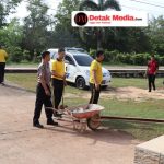 Polres Belitung Timur dan Polsek Jajaran Gelar Aksi Bersih-Bersih Masjid dan Fasilitas Umum Serentak