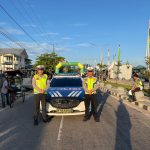 Polres Belitung Timur Kawal Jalan Santai HUT Satpol PP ke-76 di Situ Kolong Minyak