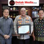 Ungkap Kasus Pencurian Hiolo di 9 Klenteng di Beltim, Personel Sat Reskrim Polres Beltim Terima Penghargaan dari MAKIN Beltim