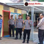 Sambut Hari Bhayangkara Ke-80, Wakapolda Kep. Babel didampingi Kapolres Belitung Timur Cek Langsung Progres Program Bedah Rumah