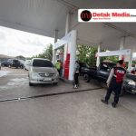 Polres Belitung Timur Laksanakan Pengaturan Lalu Lintas dan Sambang di SPBU Padang