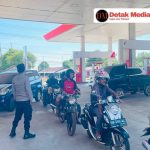 Sat Binmas Polres Belitung Timur Berikan Himbauan Kamtibmas kepada Masyarakat di SPBU Desa Padang