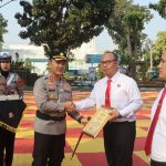 Kapolres Purwakarta Berikan Piagam Penghargaan kepada 63 Personel Berprestasi, Apresiasi Dedikasi dan Prestasi dalam Melayani Masyarakat