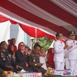 Semarak HUT ke-81 RI, Kapolres Purwakarta Bersama Forkopimda Hadir di Karnaval Mobil Hias