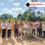 Polsek Kelapa Kampit Gelar Panen Jagung Kuartal III di Lahan Ketahanan Pangan Desa Mayang