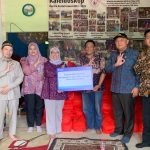 BRI Tambun Salurkan TJSL Berupa 1.300BRI Tambun Salurkan TJSL Berupa 1.300 Paket Sembako untuk Masyarakat Kabupaten Bekasi