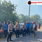 Kabag Ops Polres Belitung Pimpin Pemadaman Karhutla di Desa Sungai Samak